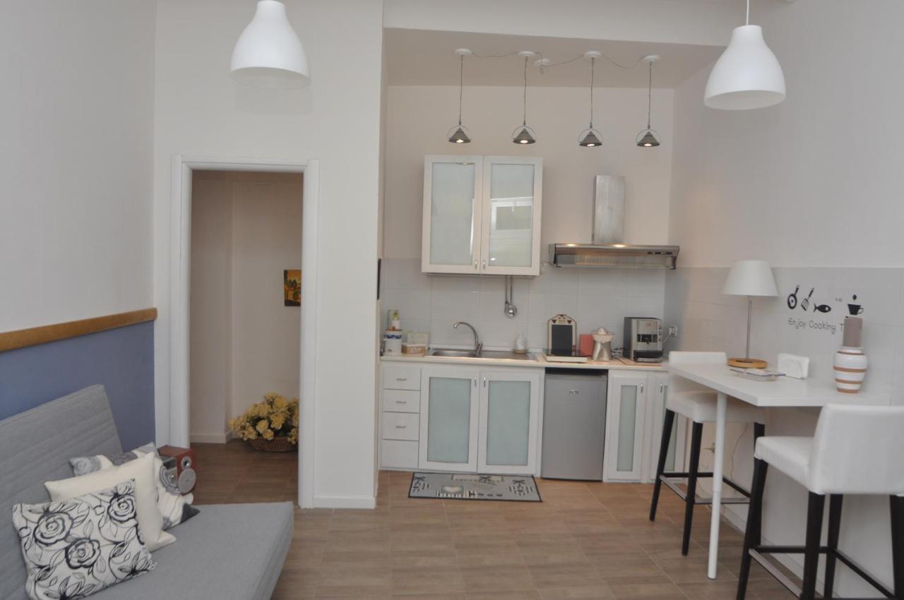 Brenta 12 Bed & Breakfast Messina Bagian luar foto