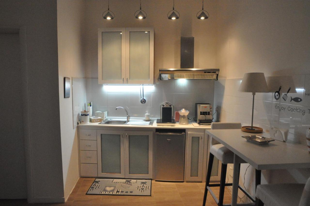 Brenta 12 Bed & Breakfast Messina Bagian luar foto